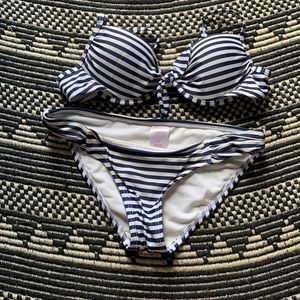 Individual top with bottoms